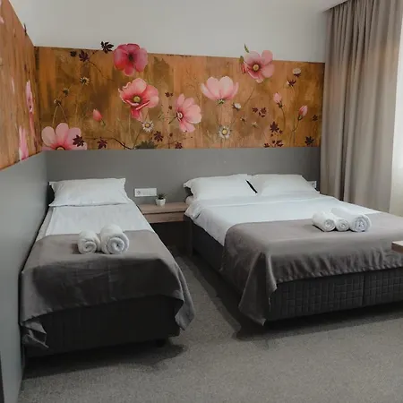 Family Fewo Guest house 3*