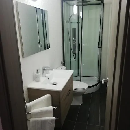 Family Fewo Guest house